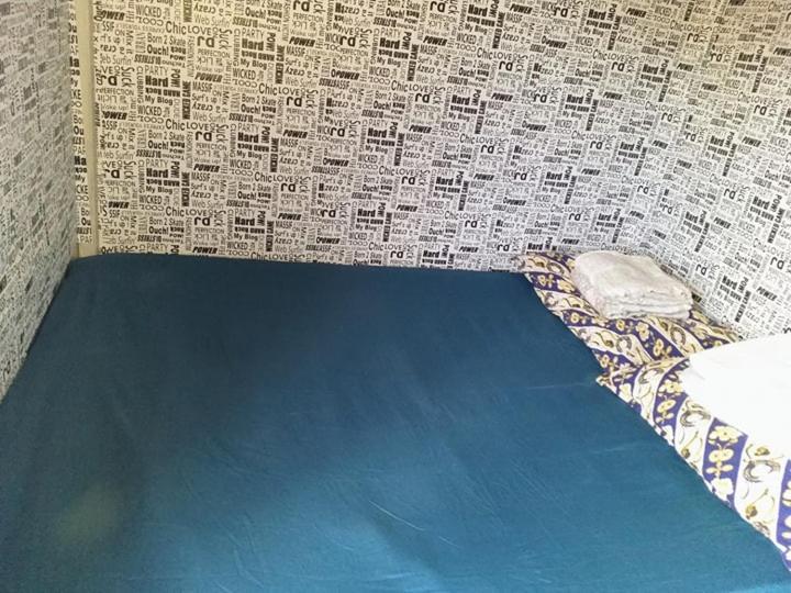 בוקרשט Two Rooms Cabin House מראה חיצוני תמונה